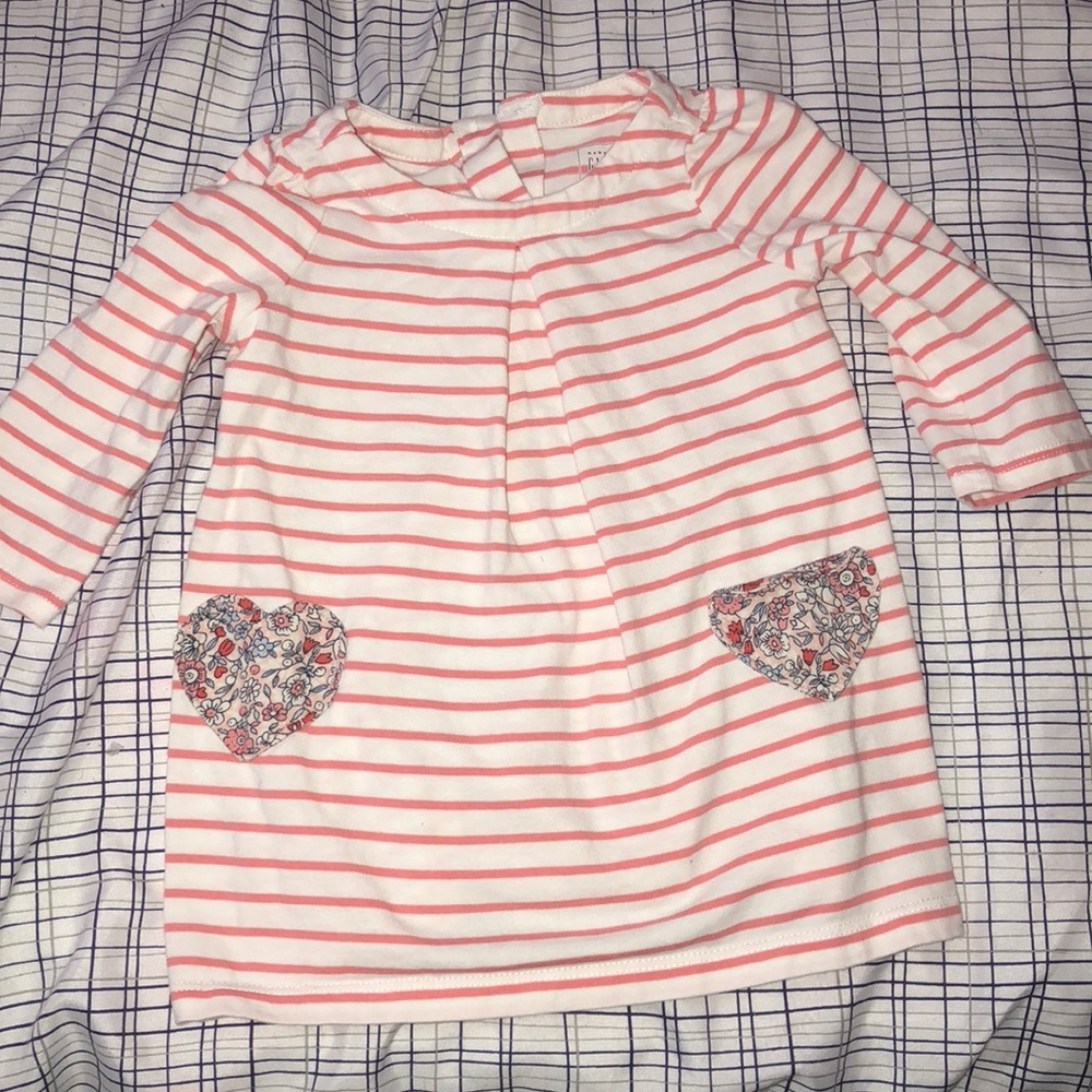 Baby gap dress